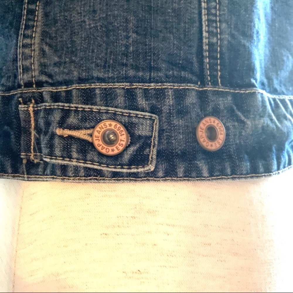 Gap Classic Denim Jacket - image 4